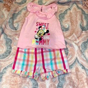 Minnie Mouse outfit